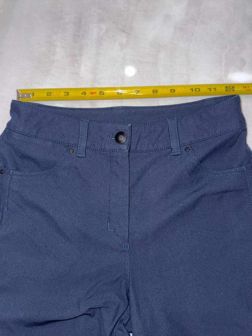 Lululemon Women’s Navy Blue Pants - Picture 10 of 10